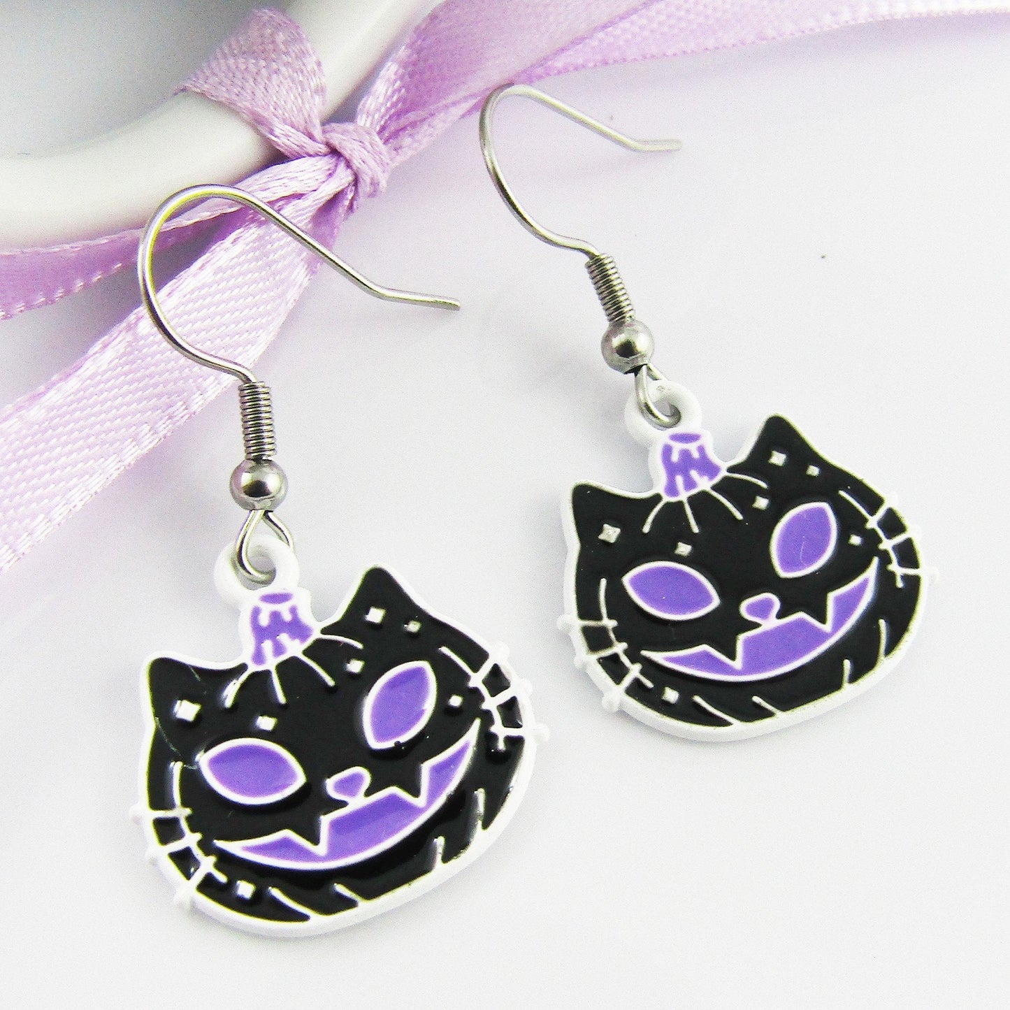 Cute n Kitsch Enamel Halloween Jack-o-Lantern Cat Charm Earrings 38mm SS Hooks