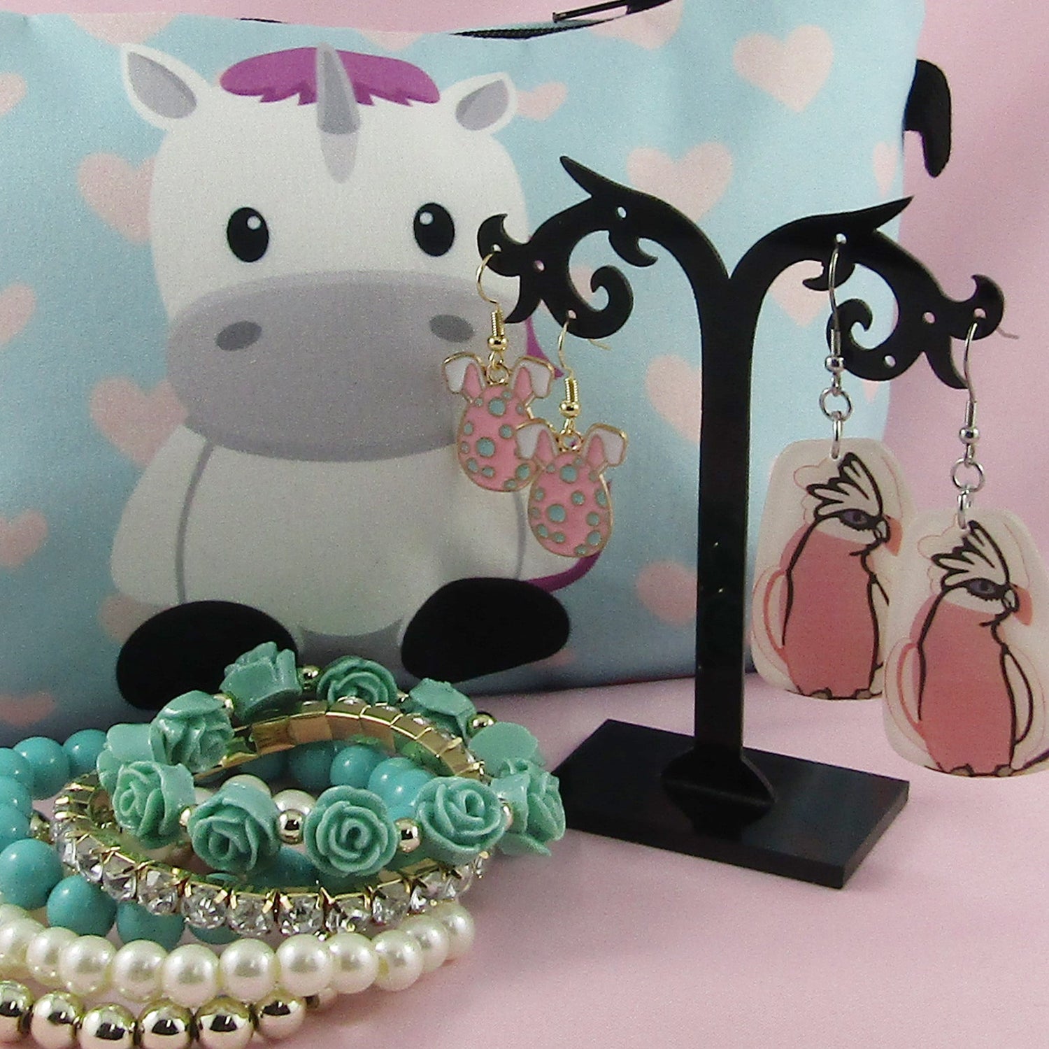 Fashion Apparel & Accessories