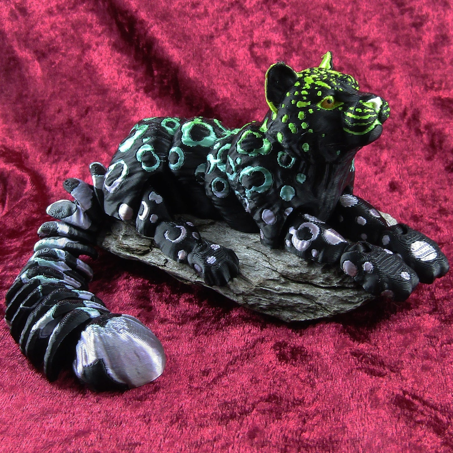 Larger 430mm Articulated Posable Leopard 3D Fidget Toy Desk Decoration PickStyle