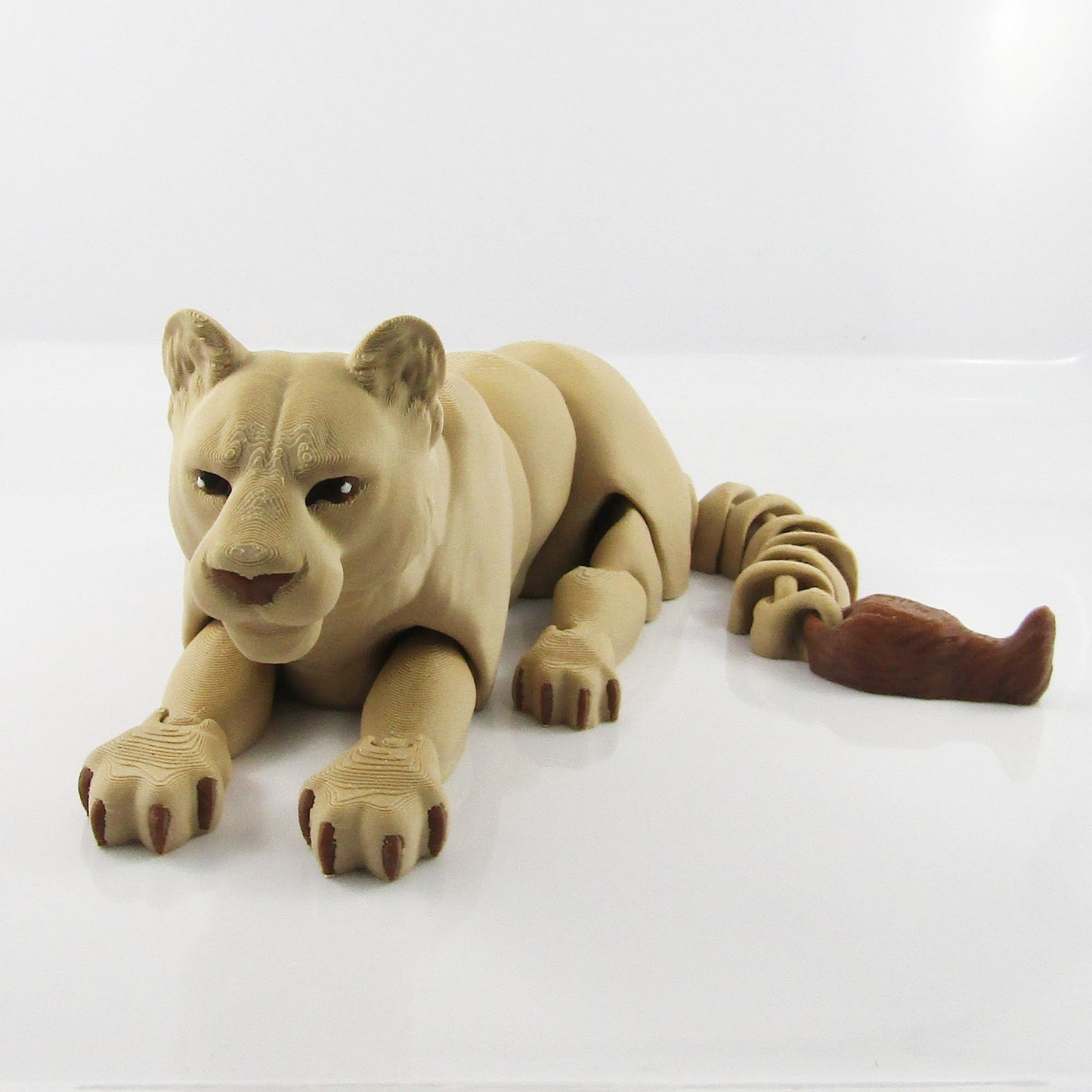 Articulated Posable Lioness Big Cat 3D Fidget Toy Desk Decoration Pick Size
