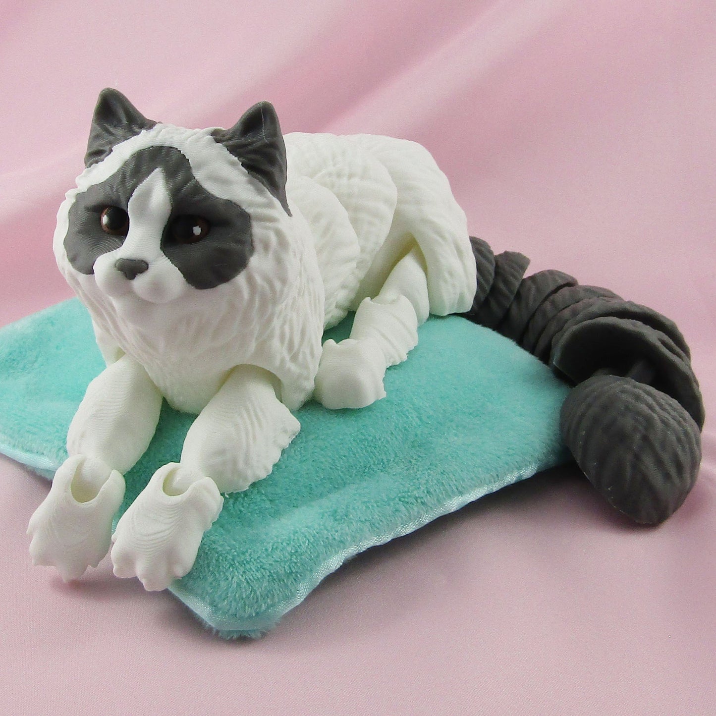 Articulated Posable Long Haired Cat 3D Fidget Toy Desk Decor Pick Colour & Size