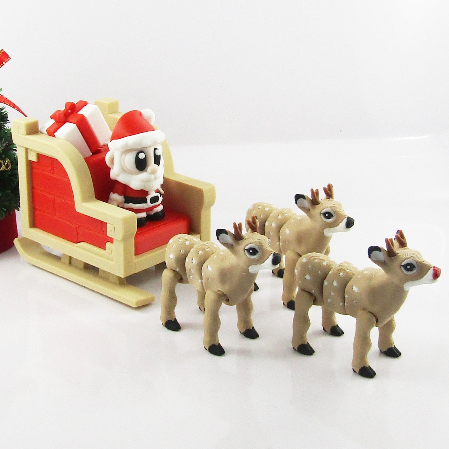 3D Printed Santa with Sleigh & Gifts – Whimsical Christmas Decor